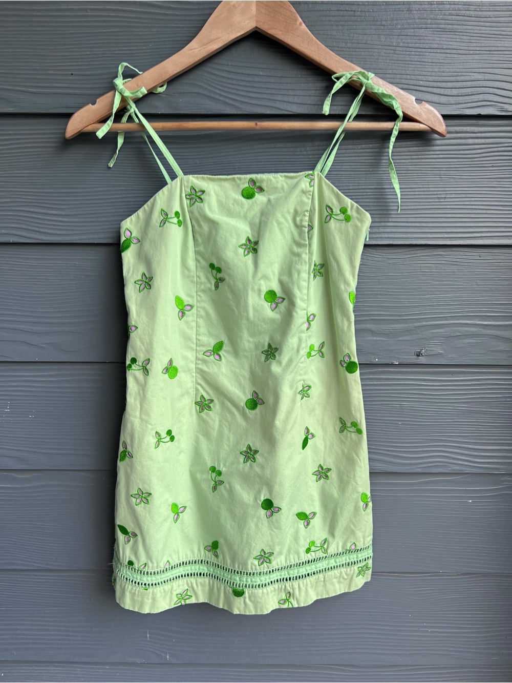 Lilly Pulitzer Vintage Lime Green Embroidered Tie-Strap Girls Dress size 7